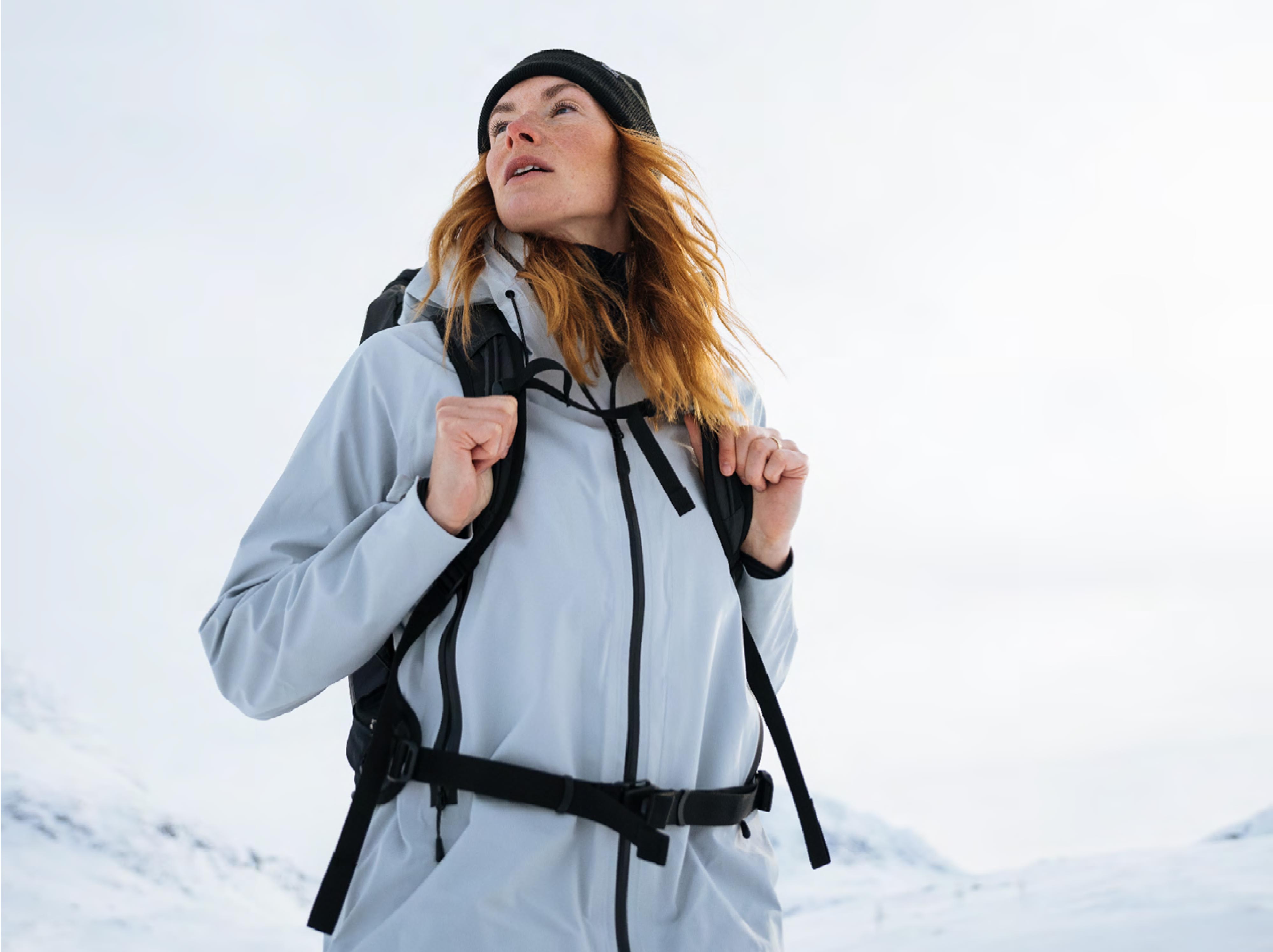 woman wearing jack wolfskin jacket